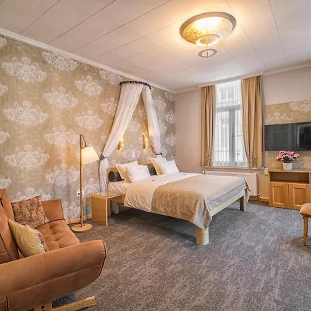 Bariseele (adults Only) Bed and breakfast 4*