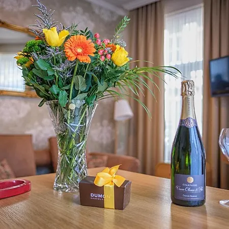 Bariseele (adults Only) 4*