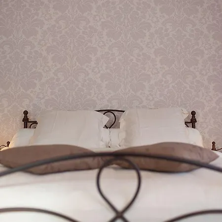 Bariseele (adults Only) Bed and breakfast